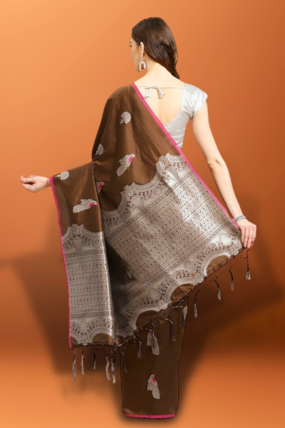 brown saree contrast blouse